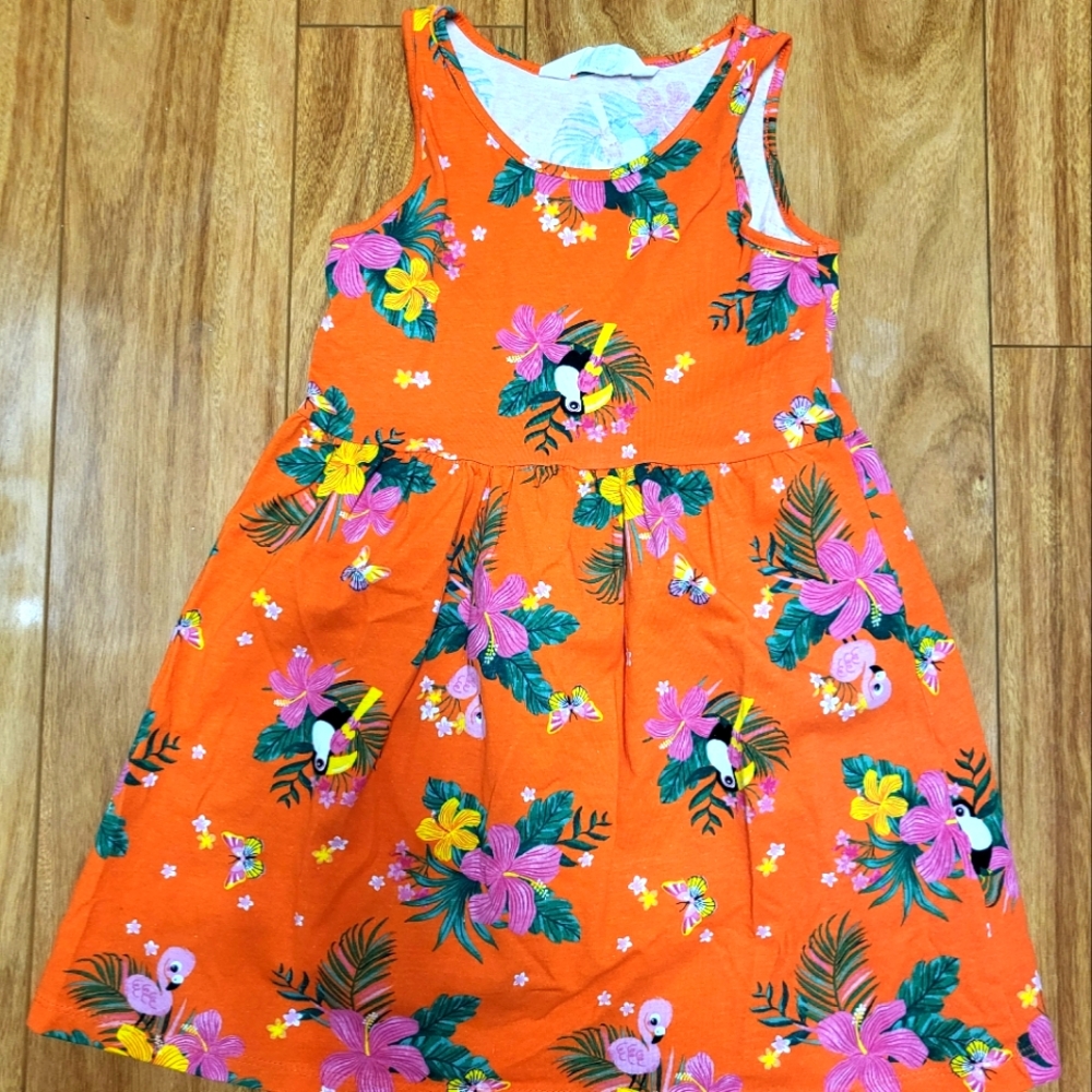 Girls dress
